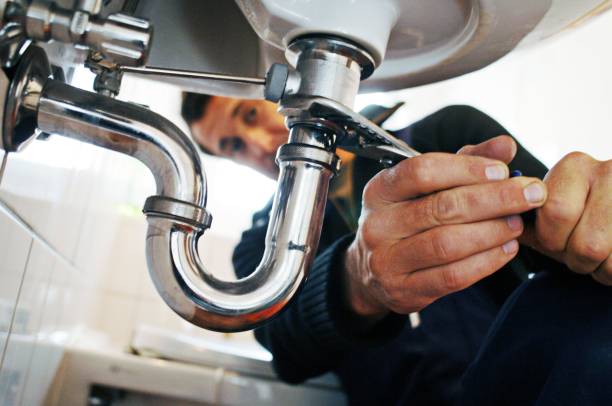 Best Commercial Plumbing Services  in Utica, MI